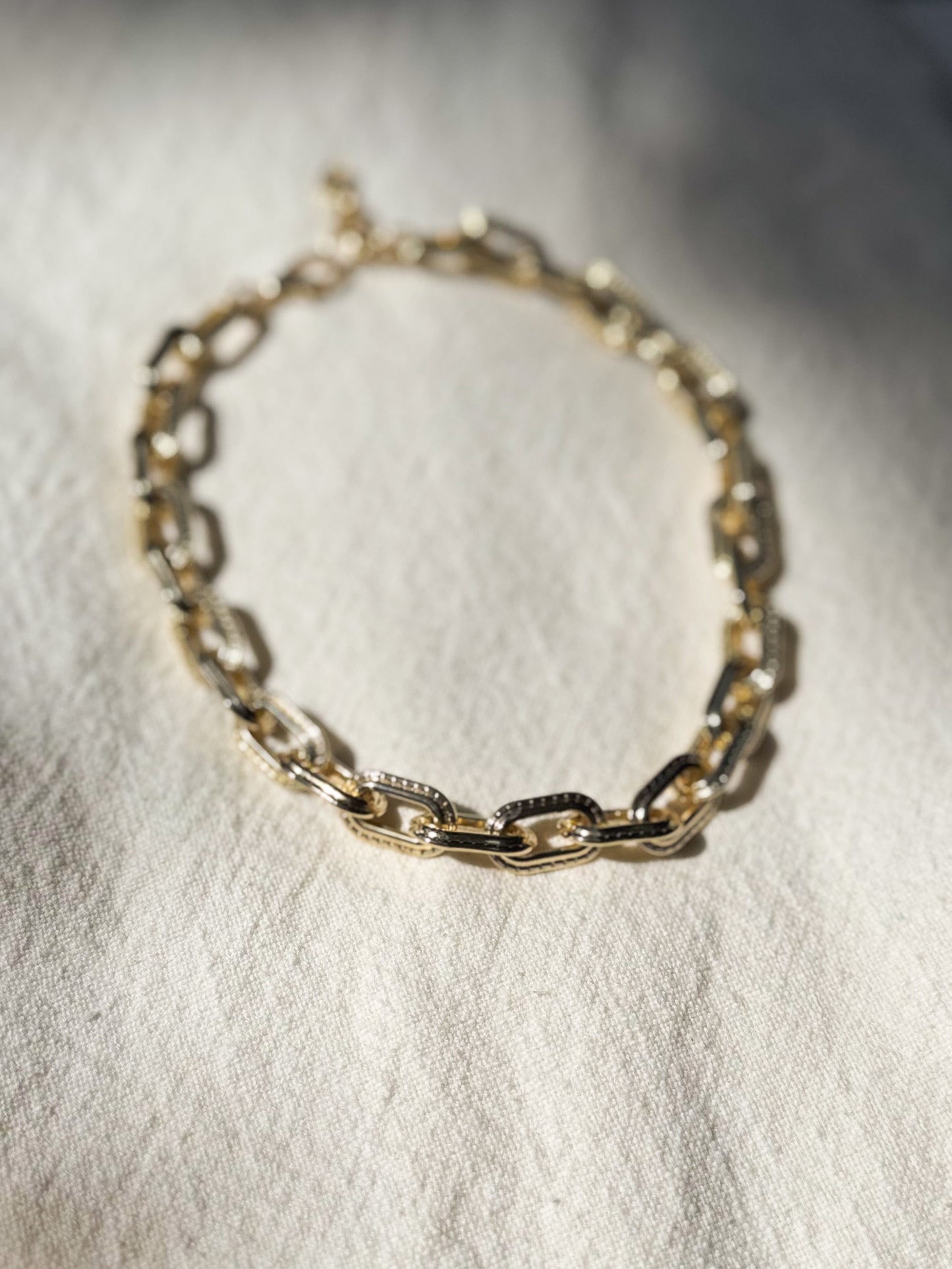 Jojo - chunky link necklace