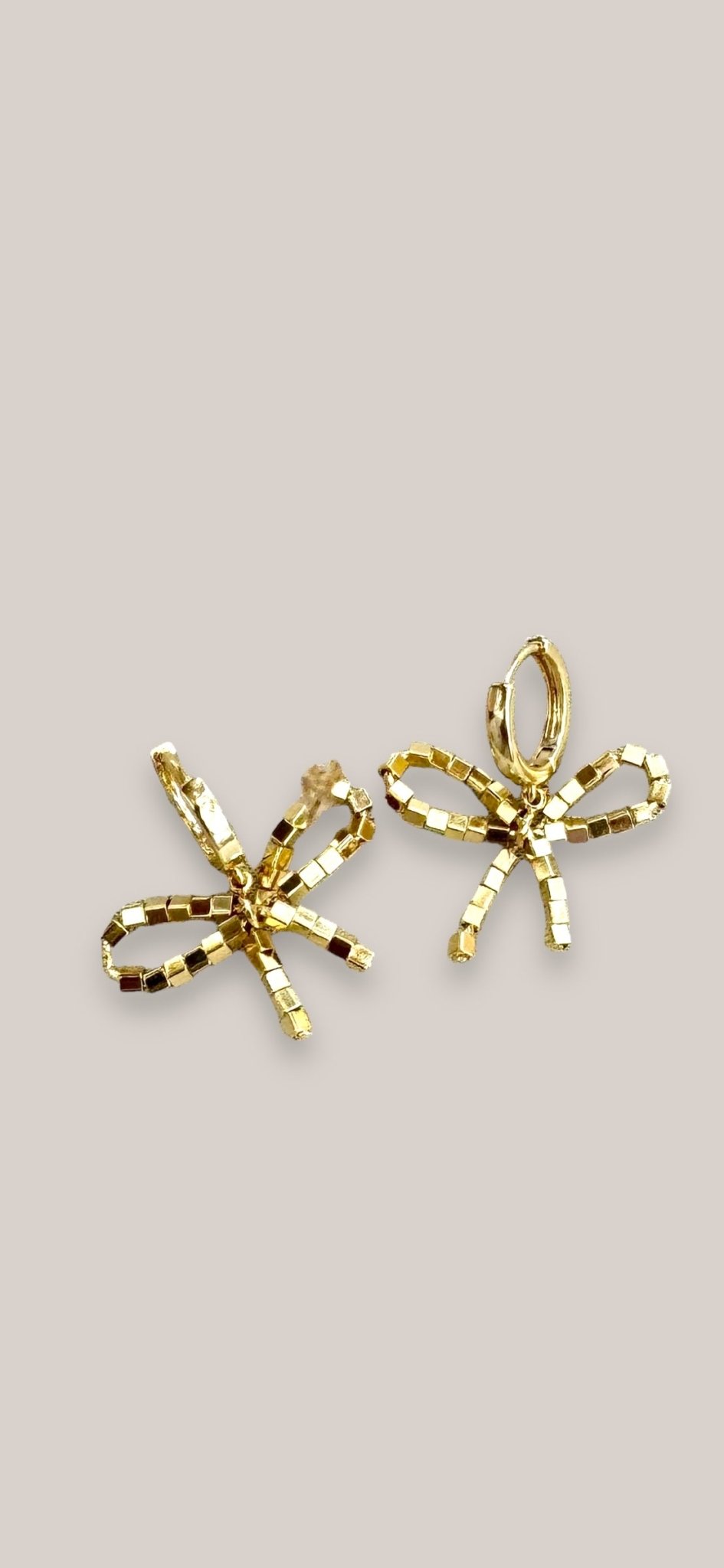 Beaded bow huggie - GOLDEN HOUR studio