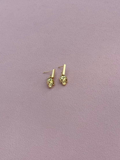 Tiny skull earrings