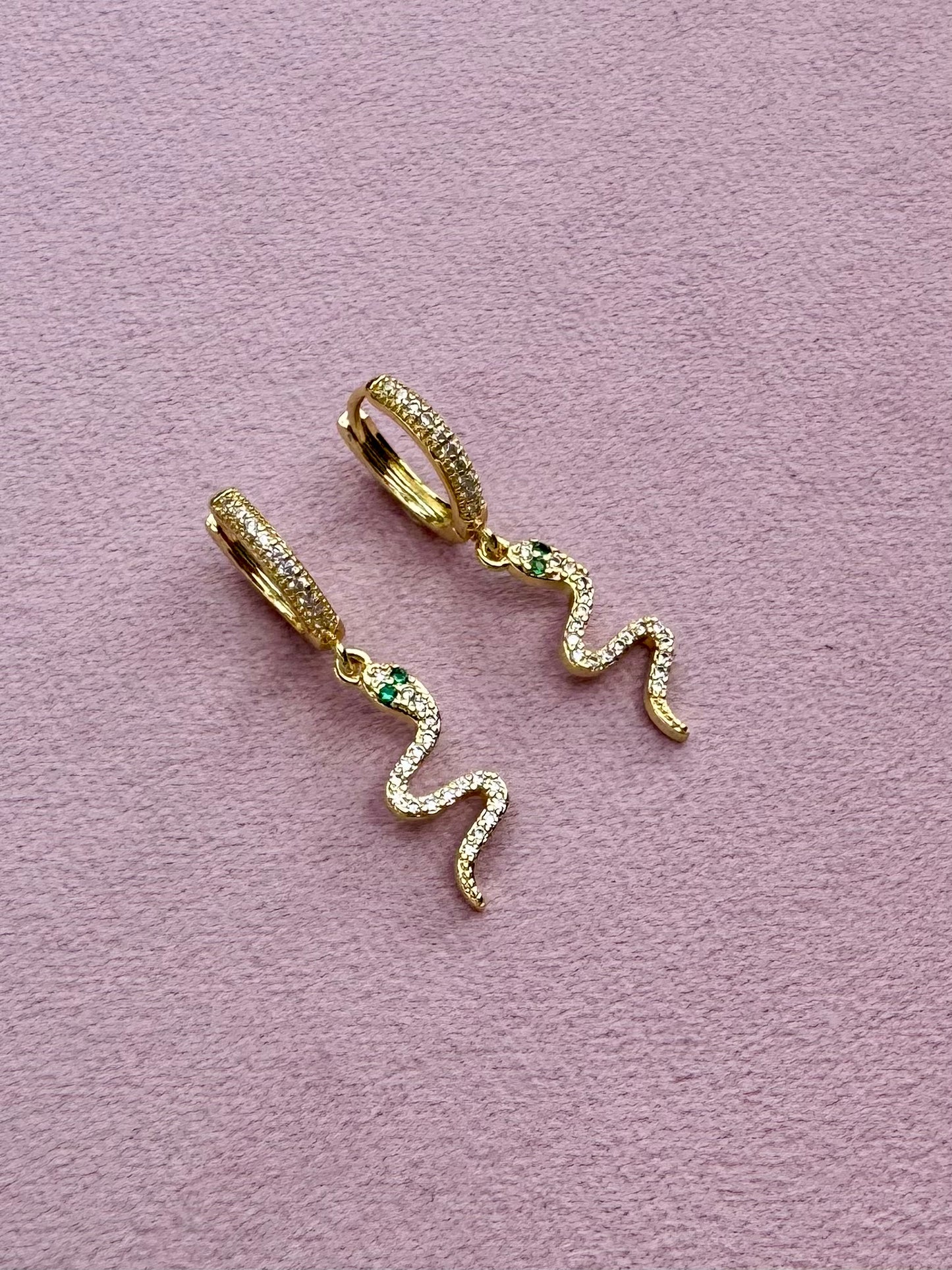 Pave snake Huggies