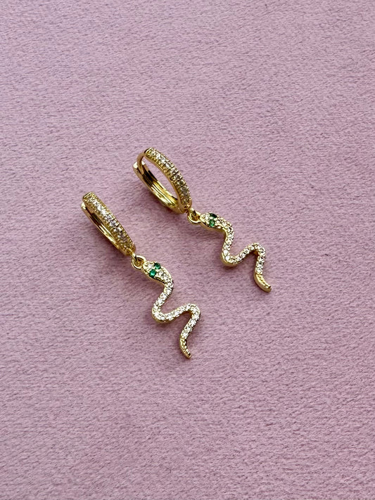 Pave snake Huggies