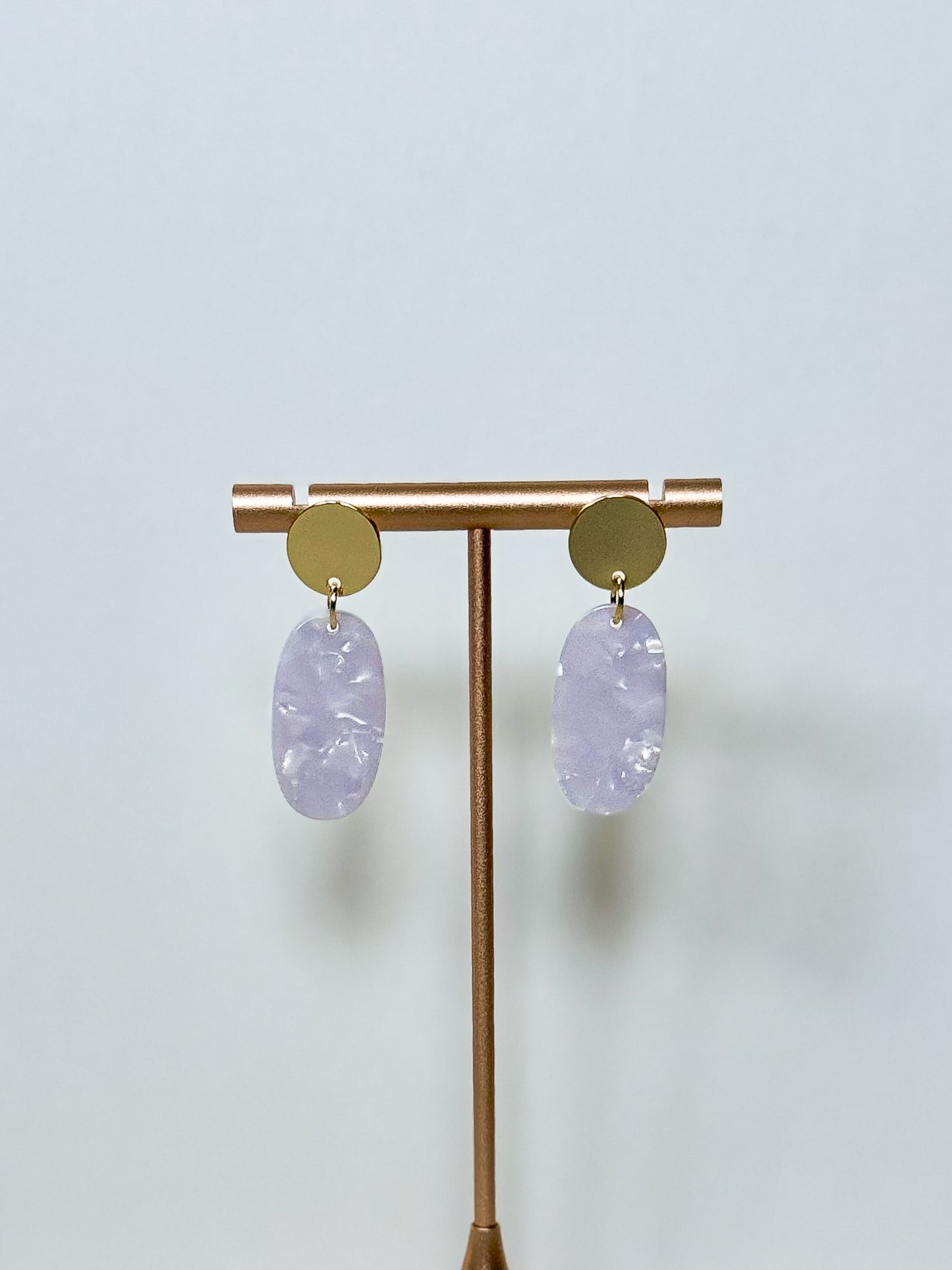 Lucent No.16