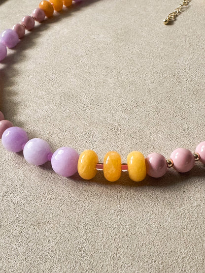 Color theory necklace