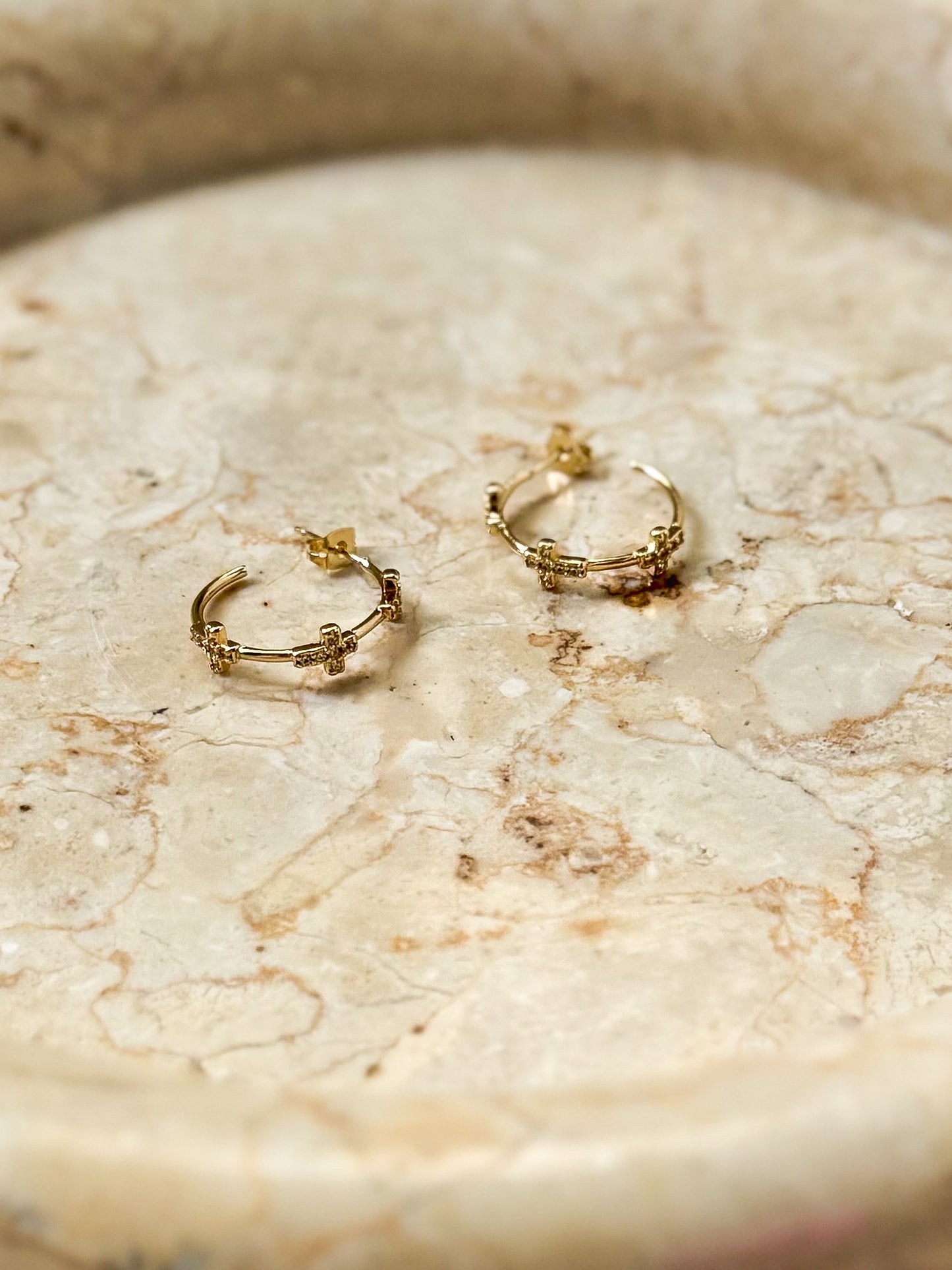 Cross Hoops
