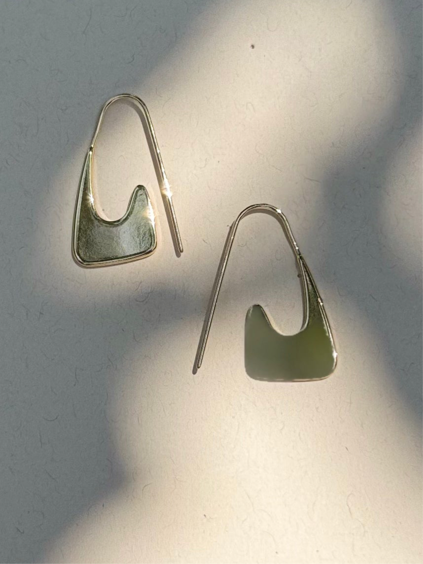 Flat hoops