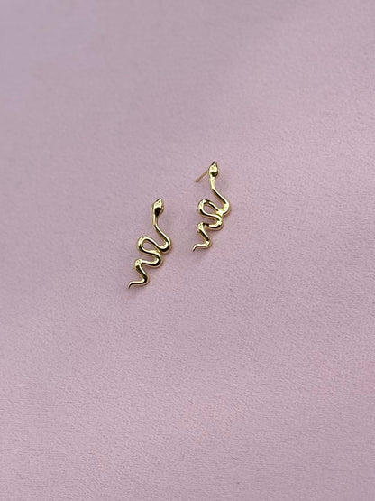 Snake studs