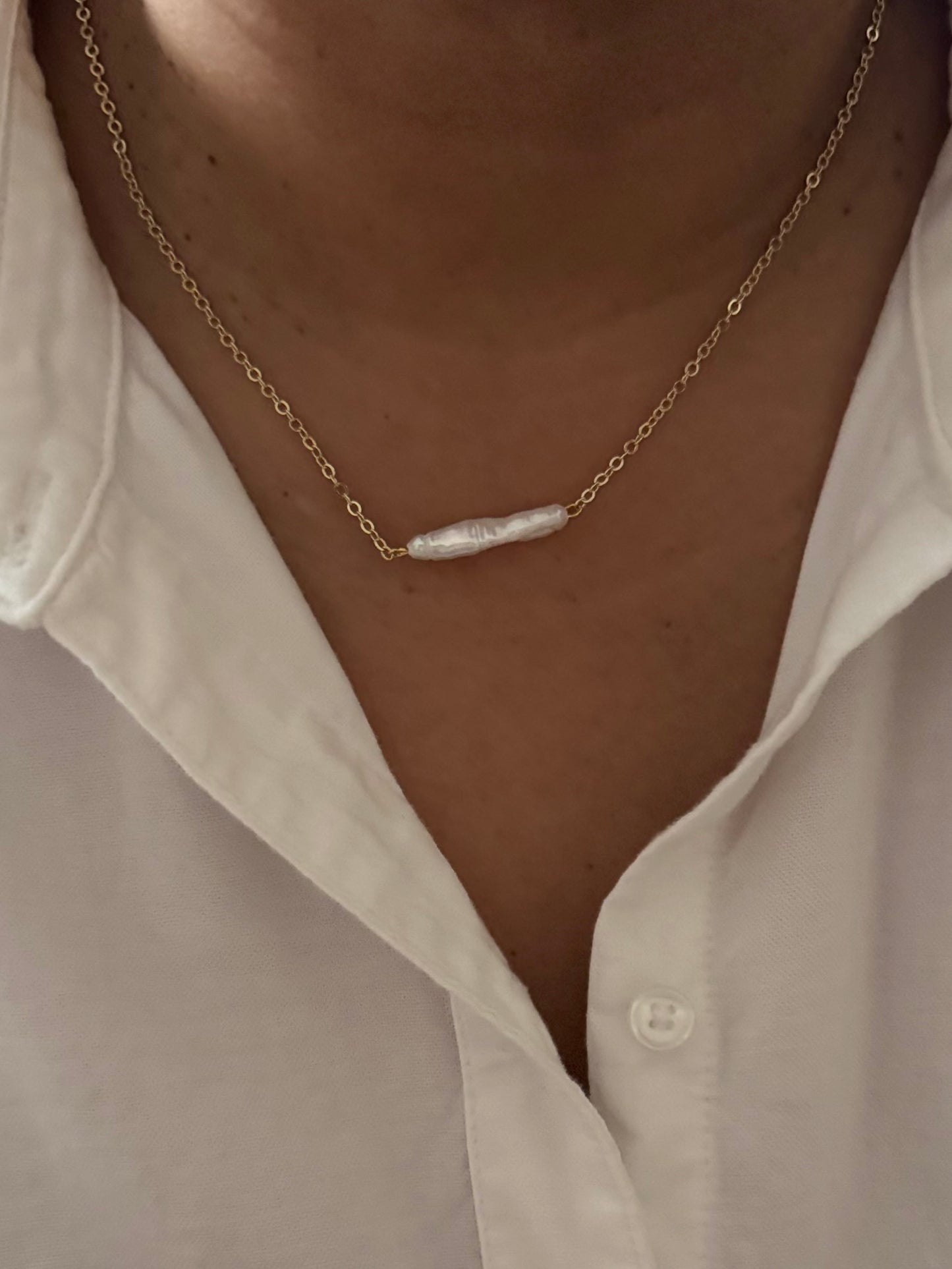 Fresh water pearl bar necklace