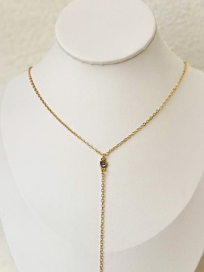 The line necklace
