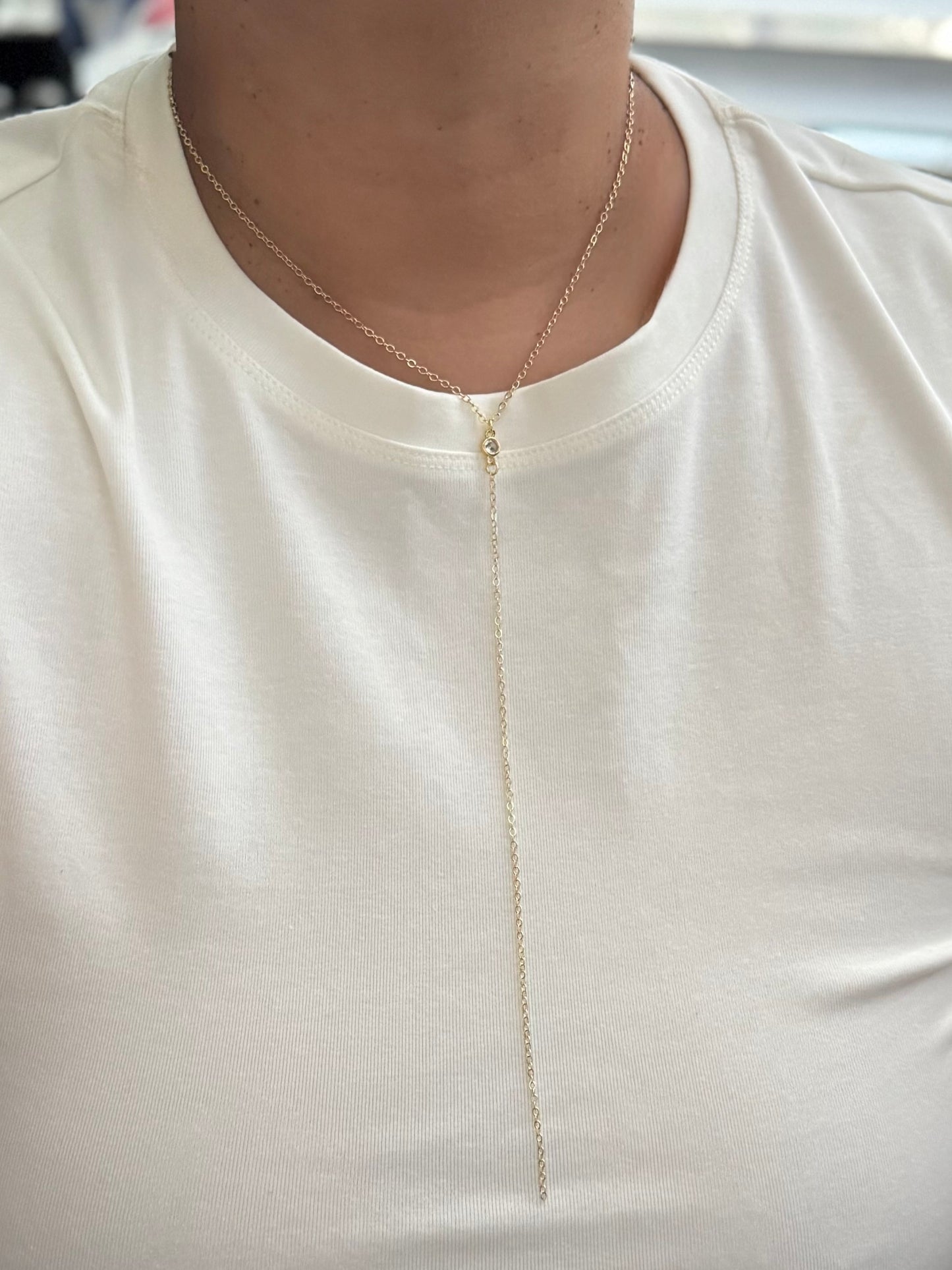 The line necklace