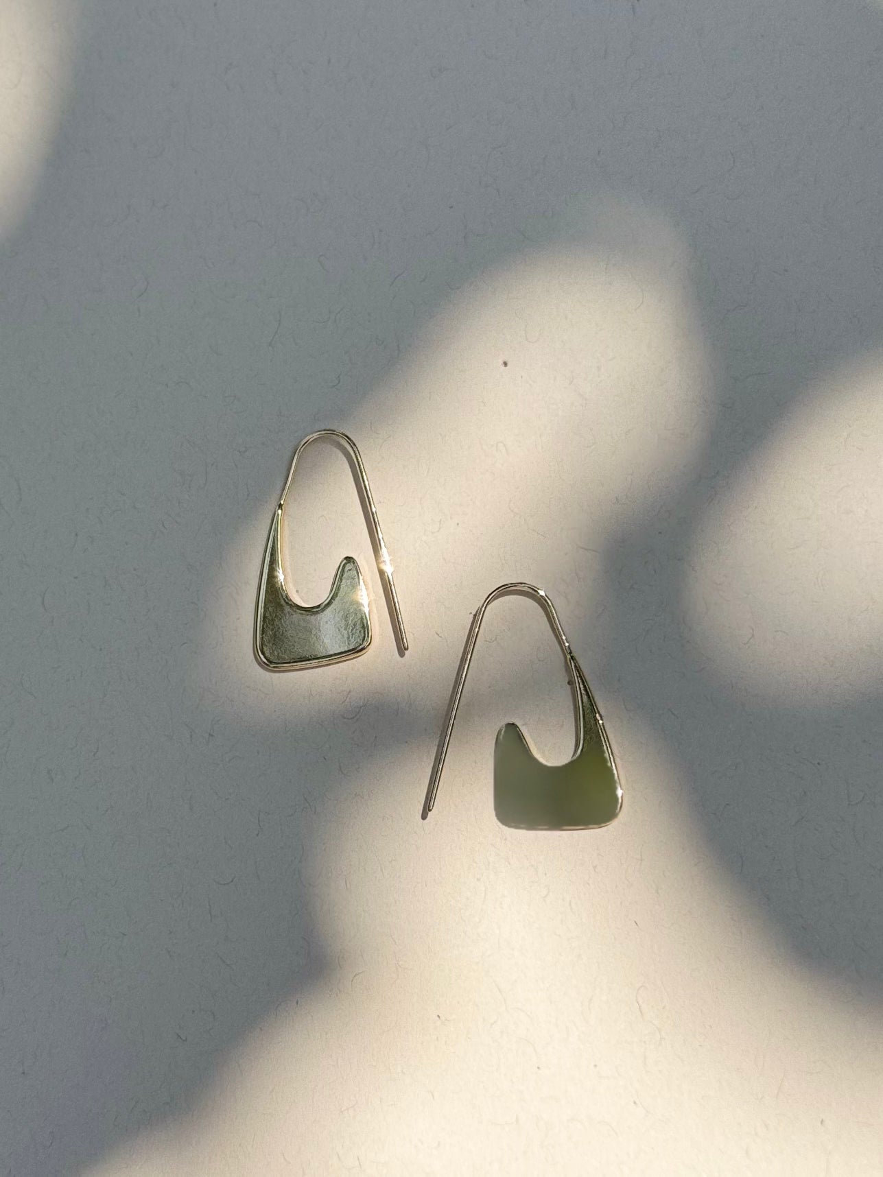 Flat hoops